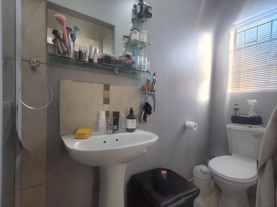 3 Bedroom Property for Sale in Waterval East North West